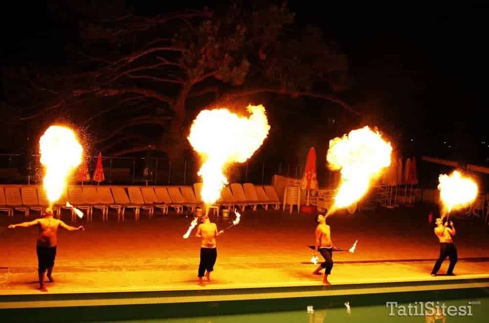 Golden Day Wings Hotel